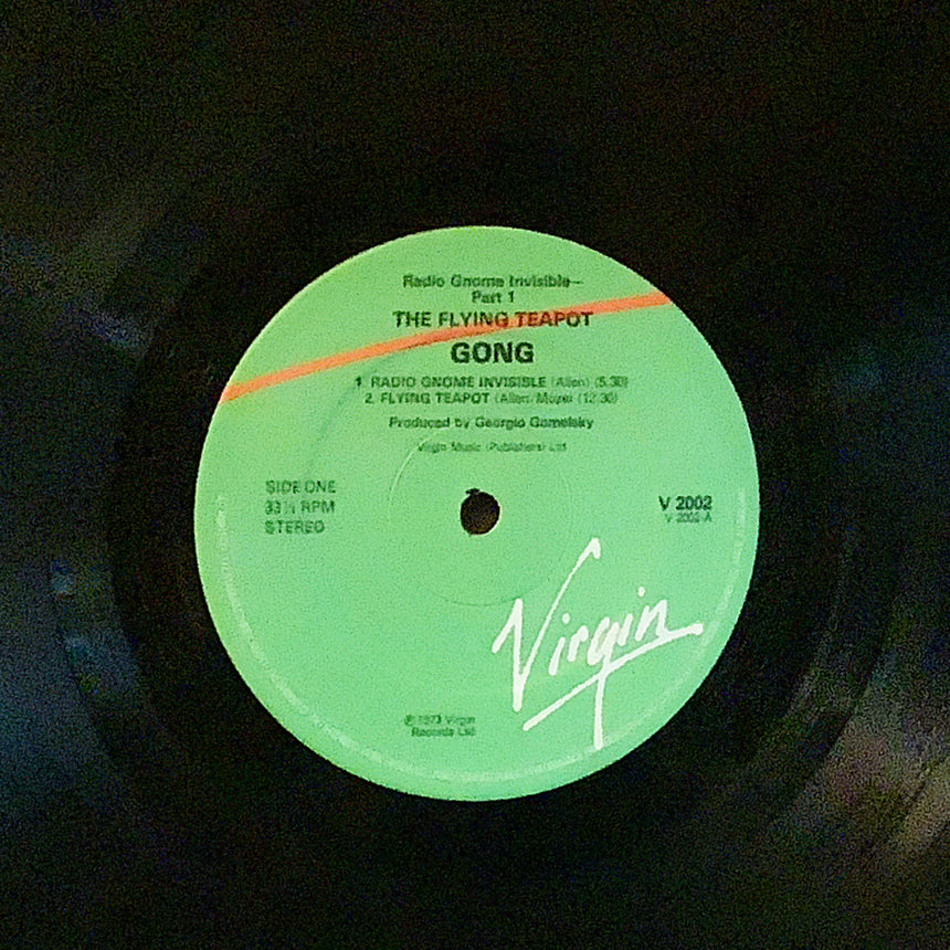 GONG/THE FLYING TEA POT