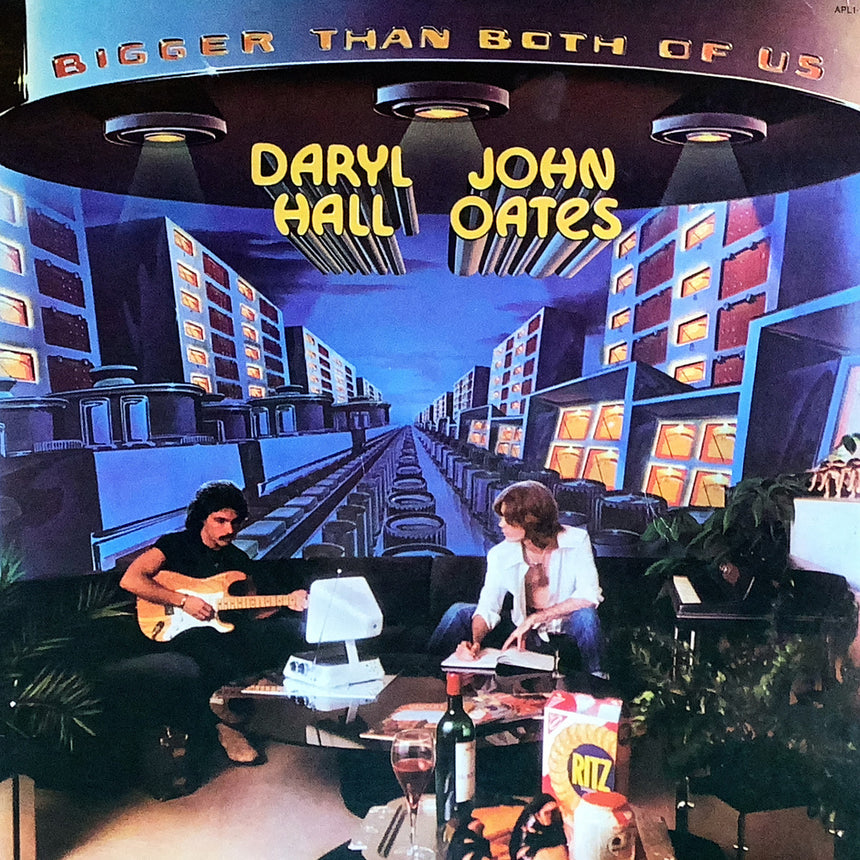 DARYL HALL  JOHN OATES/BIGGER THAN BOTH OF US